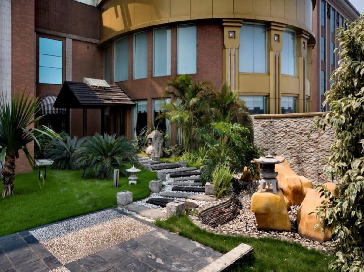 City Hotel Foshan Dış mekan fotoğraf
